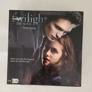 Twilight The Movie Board Game - Black & Dark Blue